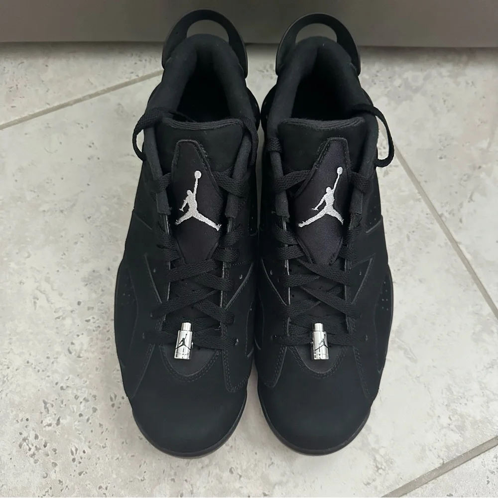 Jordan 6 Retro Low Chrome Sneaker Size 11.5 Men